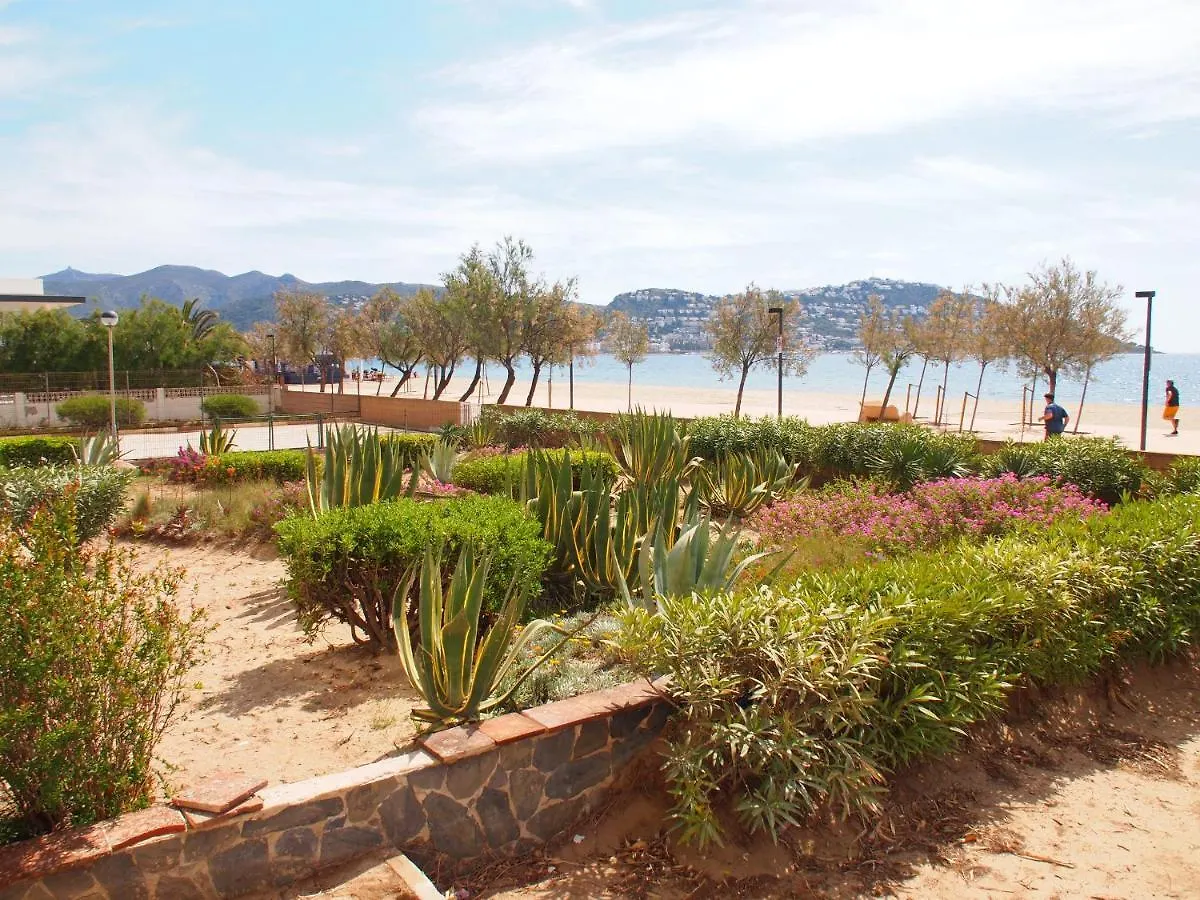 Apartment Ferienwohnung Miramar 4B Roses Spanien